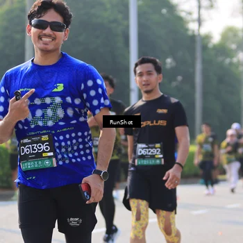 Runner Photo 7004333