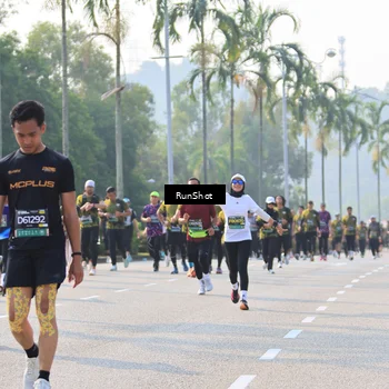 Runner Photo 7004338