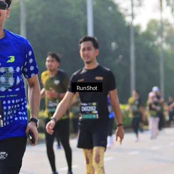 Runner Photo 7004342