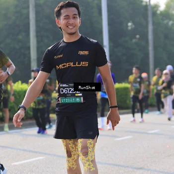 Runner Photo 7004347