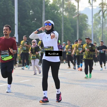 Runner Photo 7004366