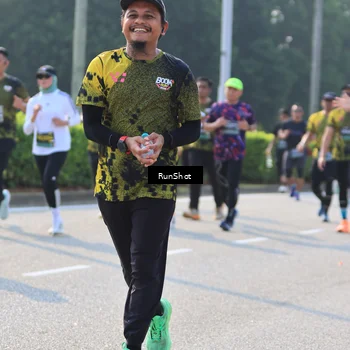 Runner Photo 7004389