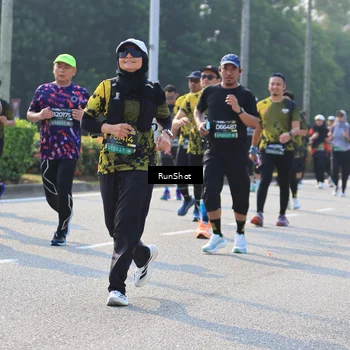 Runner Photo 7004390