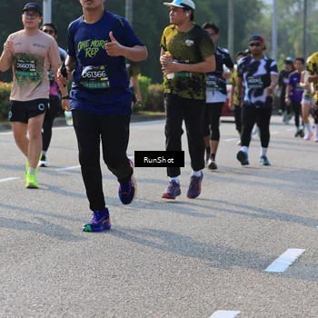 Runner Photo 7004392