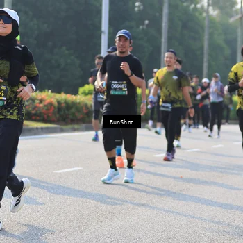 Runner Photo 7004395