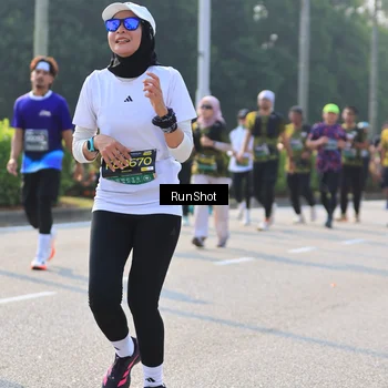 Runner Photo 7004397