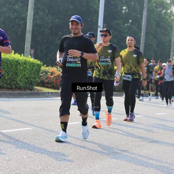 Runner Photo 7004399