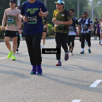 Runner Photo 7004400