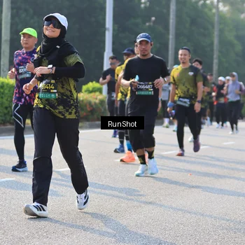 Runner Photo 7004402