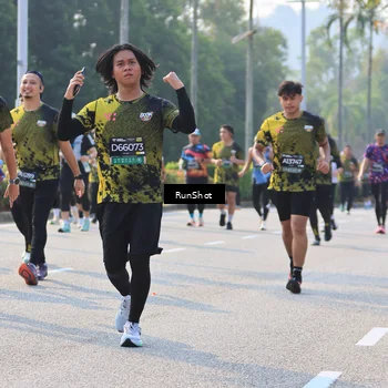 Runner Photo 7004410