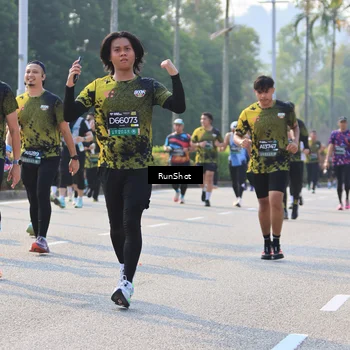Runner Photo 7004414