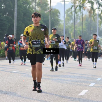 Runner Photo 7004416