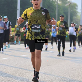 Runner Photo 7004438