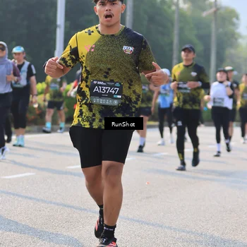 Runner Photo 7004442