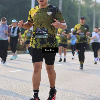 Runner Photo 7004443