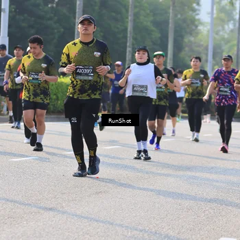 Runner Photo 7004447