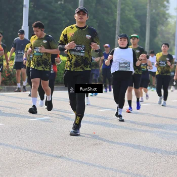 Runner Photo 7004449