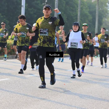 Runner Photo 7004452