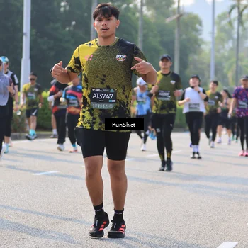 Runner Photo 7004455