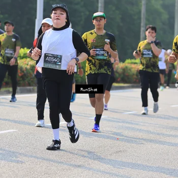 Runner Photo 7004459