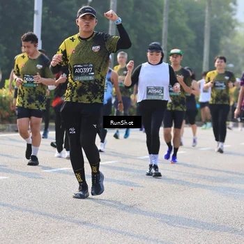 Runner Photo 7004464