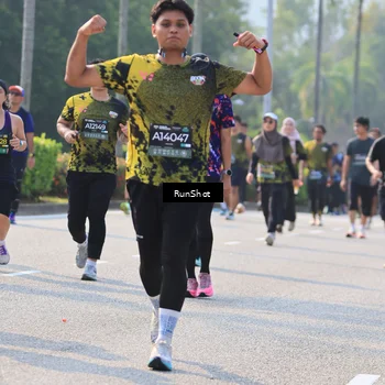 Runner Photo 7004469