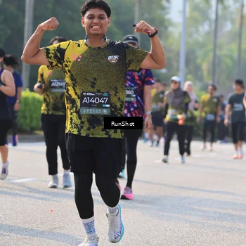 Runner Photo 7004472