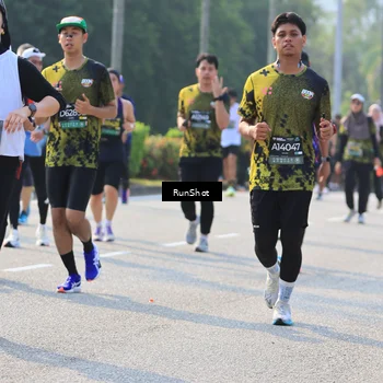 Runner Photo 7004475