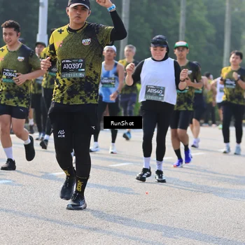 Runner Photo 7004501