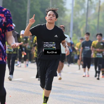 Runner Photo 7004504