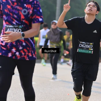 Runner Photo 7004511