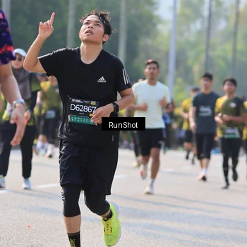 Runner Photo 7004517