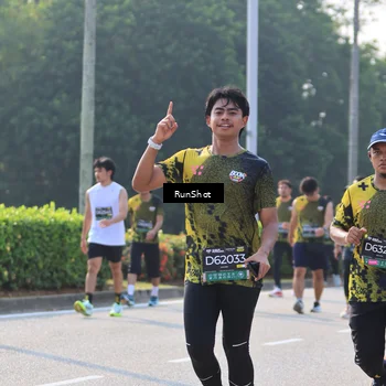 Runner Photo 7004559