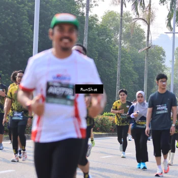 Runner Photo 7004564