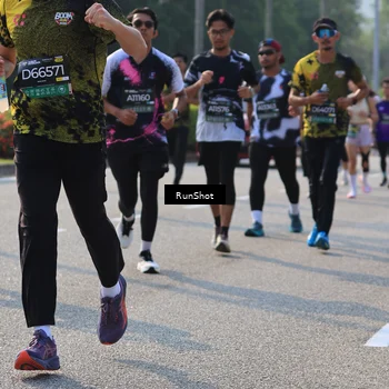 Runner Photo 7004567