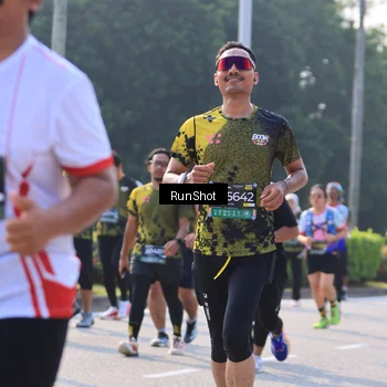 Runner Photo 7004581