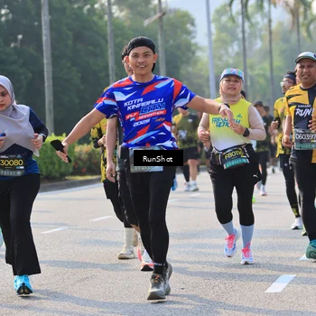Runner Photo 7004589
