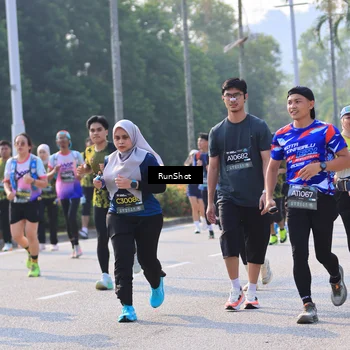 Runner Photo 7004591