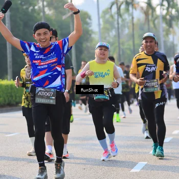 Runner Photo 7004599