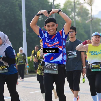 Runner Photo 7004604