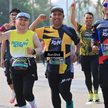 Runner Photo 7004608