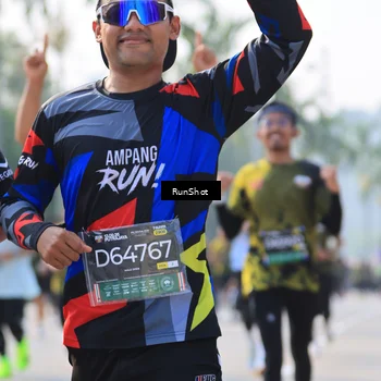 Runner Photo 7004619