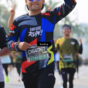 Runner Photo 7004623