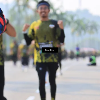 Runner Photo 7004632