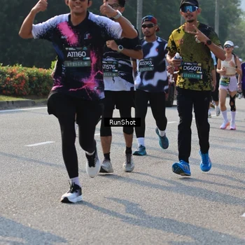 Runner Photo 7004634
