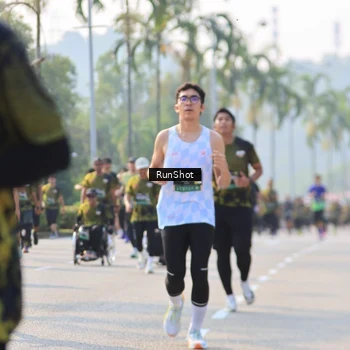 Runner Photo 7004637