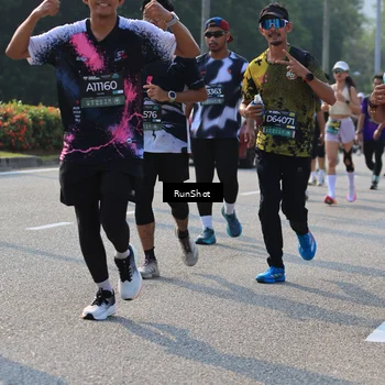 Runner Photo 7004646