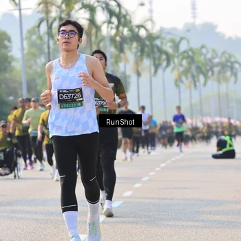 Runner Photo 7004647