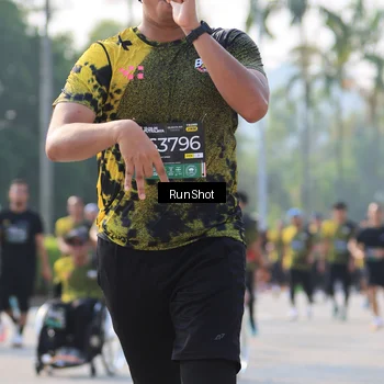 Runner Photo 7004670