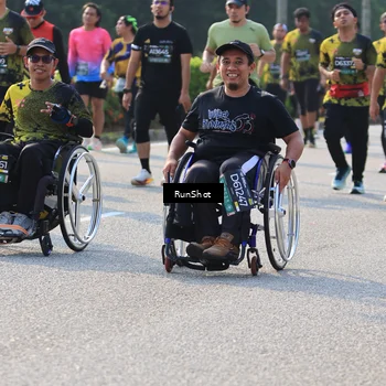 Runner Photo 7004679